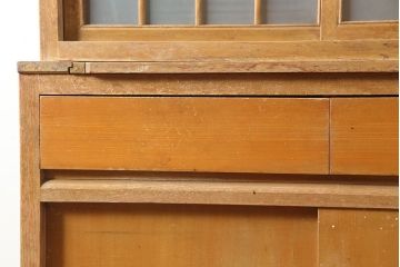 アンティーク家具　昭和中期　レトロな佇まいの作業台付き食器棚(収納棚、戸棚、キャビネット)(R-039892)