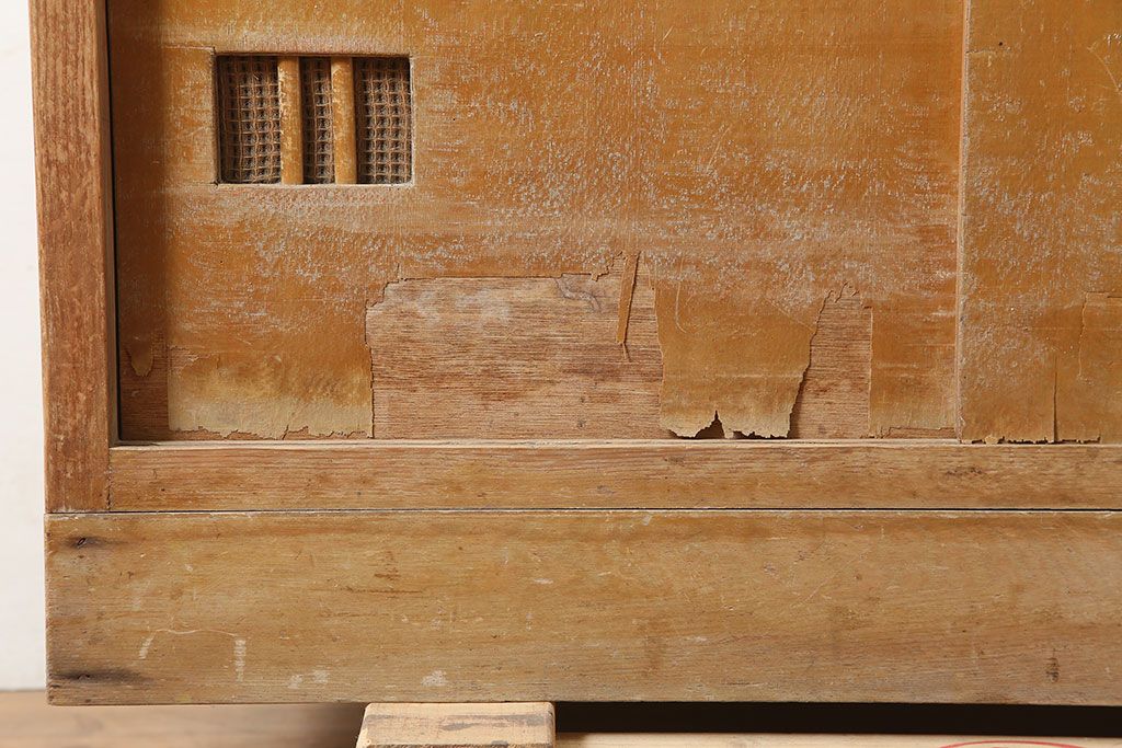 アンティーク家具　昭和中期　レトロな佇まいの作業台付き食器棚(収納棚、戸棚、キャビネット)(R-039892)