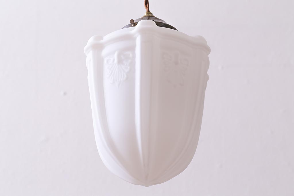 アンティーク照明　クラシカルな模様がおしゃれな陽刻照明(ペンダントライト、天井照明、吊り下げ照明)(R-039904)