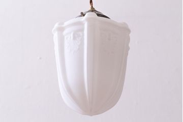 アンティーク照明　クラシカルな模様がおしゃれな陽刻照明(ペンダントライト、天井照明、吊り下げ照明)(R-039904)