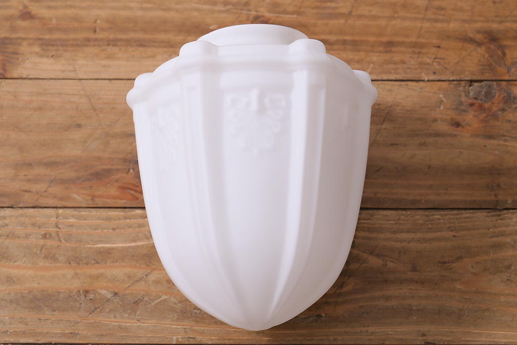 アンティーク照明　クラシカルな模様がおしゃれな陽刻照明(ペンダントライト、天井照明、吊り下げ照明)(R-039904)