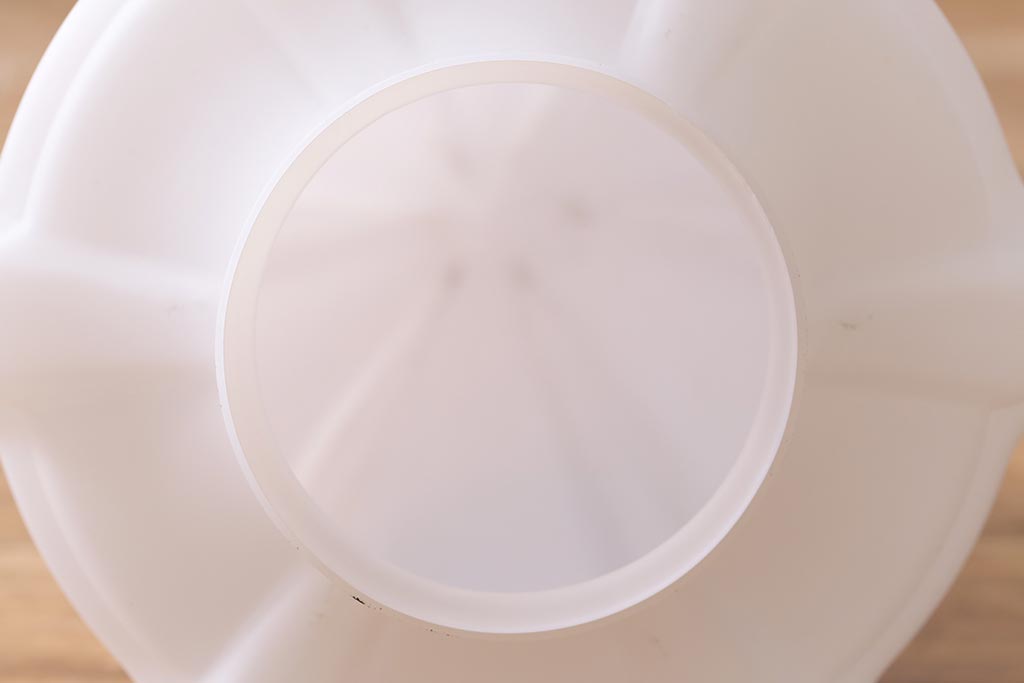 アンティーク照明　クラシカルな模様がおしゃれな陽刻照明(ペンダントライト、天井照明、吊り下げ照明)(R-039904)