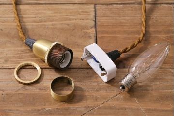 イギリスヴィンテージ照明　上品なフリルシェードのペンダントライト(ランプシェード、天井照明、吊り下げ照明、ビンテージ)(R-039906)