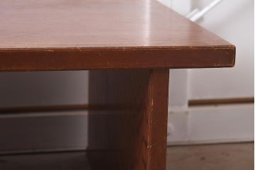 ヴィンテージ家具　和製ビンテージ　杉材突き板　味わい深い木目が印象的な座卓(ローテーブル、センターテーブル、リビングテーブル)(R-039927)