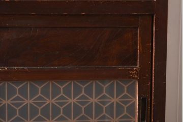 アンティーク家具　和製アンティーク　昭和初期　組子細工が目を惹く重ね水屋箪笥(関東水屋箪笥、食器棚、収納棚)(R-039929)