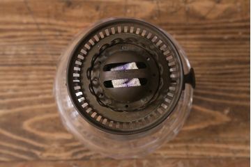 ヴィンテージ雑貨　イギリスビンテージ　8分芯　HINKS　1950年　メンズライクにおすすめな銅金具の吊り下げ式オイルランプ(ランタン、ハンギングランプ)(R-039930)
