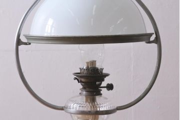 ヴィンテージ雑貨　イギリスビンテージ　8分芯　HINKS　1950年　フレンチシャビーに合う吊り下げ式オイルランプ(ランタン、ハンギングランプ)(R-039931)