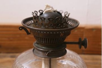 ヴィンテージ雑貨　イギリスビンテージ　8分芯　HINKS　1950年　フレンチシャビーに合う吊り下げ式オイルランプ(ランタン、ハンギングランプ)(R-039931)