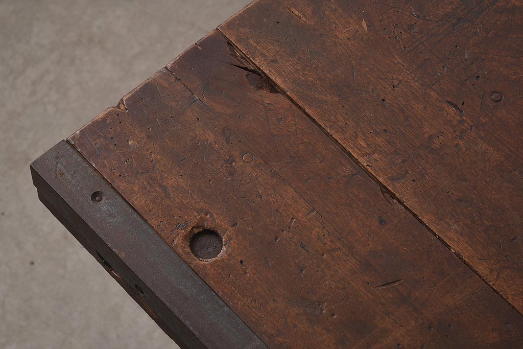 ヴィンテージ家具　アイアンフレーム　ジャンクな雰囲気が魅力の作業台(鉄脚テーブル、ビンテージ)(R-039939)