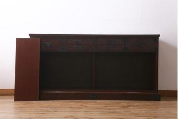 中古　筑後民芸家具　天板リメイク・厚い栗材　重厚感のある佇まいが魅力のサイドボード(収納棚、食器棚、テレビボード)(R-039947)