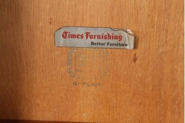 ヴィンテージ家具　北欧ビンテージ　G-PLAN(ジープラン)　BBシリーズ　アンティークペイントがおしゃれなチェスト(サイドチェスト、サイドボード、引き出し)(R-039951)