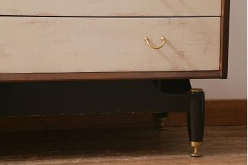 ヴィンテージ家具　北欧ビンテージ　G-PLAN(ジープラン)　BBシリーズ　アンティークペイントがおしゃれなチェスト(サイドチェスト、サイドボード、引き出し)(R-039951)