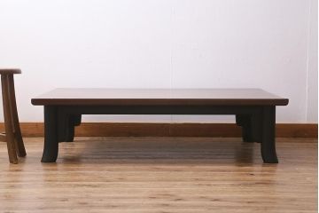 ビンテージ家具　松本民芸家具　ペイントでモダンに仕上がったT.K型座卓(ローテーブル)(R-039953)