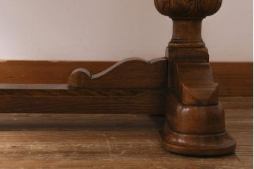 アンティーク家具　イギリスアンティーク　オーク材　ブルボーズレッグが目を引くドローリーフテーブル(エクステンションテーブル、ダイニングテーブル)(R-039960)
