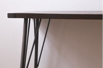 アンティーク家具　古材一枚板リメイク　朴の木　使いこまれた木肌が味わい深い鉄脚テーブル(コンソールテーブル、作業台)(R-039963)