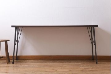 アンティーク家具　古材一枚板リメイク　朴の木を活かしたシンプルな鉄脚テーブル(コンソールテーブル、作業台)(R-039976)