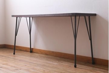 アンティーク家具　古材一枚板リメイク　朴の木を活かしたシンプルな鉄脚テーブル(コンソールテーブル、作業台)(R-039976)