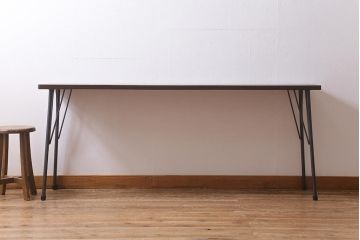 アンティーク家具　古材一枚板リメイク　ラワン材を活かしたシンプルな鉄脚テーブル(コンソールテーブル、作業台)(R-039977)