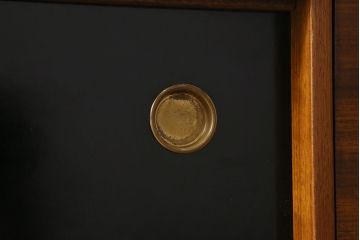 ヴィンテージ家具　北欧スタイル　G-PLAN(ジープラン)　BBシリーズ　スタイリッシュな佇まいのサイドボード(サイドキャビネット、収納棚、ビンテージ)(R-039979)