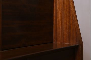 ヴィンテージ家具　北欧スタイル　G-PLAN(ジープラン)　BBシリーズ　スタイリッシュな佇まいのサイドボード(サイドキャビネット、収納棚、ビンテージ)(R-039979)