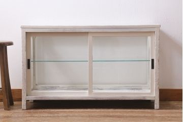 アンティーク家具　昭和初期　シャビーなペイントが素敵なガラスケース(ショーケース、飾り棚、陳列棚)(R-039980)