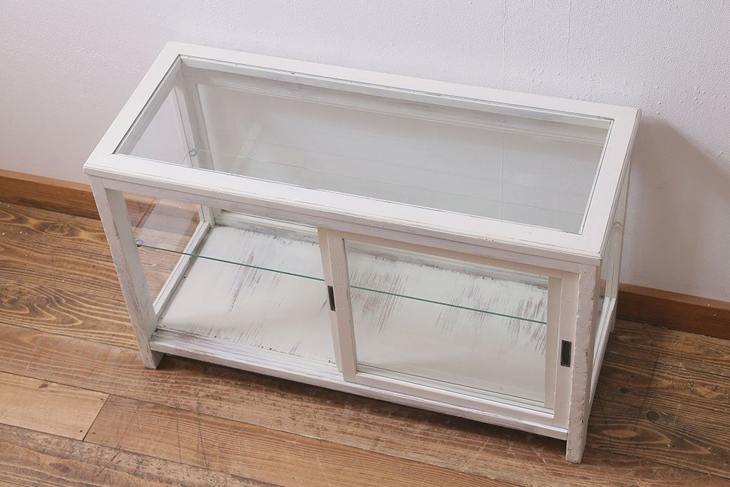 アンティーク家具　昭和初期　シャビーなペイントが素敵なガラスケース(ショーケース、飾り棚、陳列棚)(R-039980)