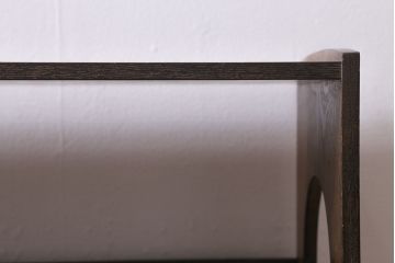 ヴィンテージ家具　国産工芸家具　桑材・前板桐材　竹図　落ち着いた和の雰囲気漂う飾り棚(茶棚、収納棚、戸棚、ビンテージ、桐箪笥、桐たんす)(R-039982)