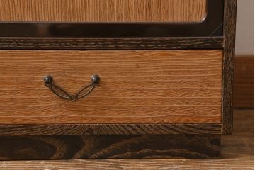 ヴィンテージ家具　国産工芸家具　桑材・前板桐材　竹図　落ち着いた和の雰囲気漂う飾り棚(茶棚、収納棚、戸棚、ビンテージ、桐箪笥、桐たんす)(R-039982)