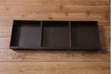 アンティーク家具　昭和初期　紫檀(したん)材　上品でモダンな佇まいの飾り棚(茶棚、収納棚)(R-039983)