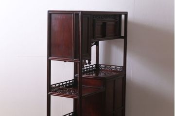 ヴィンテージ家具　カリン材　象嵌入りが珍しい!優美な佇まいの飾り棚(茶棚、収納棚、ビンテージ、花梨材)(R-039984)
