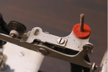 アンティーク雑貨　手回し　SINGER　シンガーチャイルドミシン(シンガーミシン、裁縫機械、小型ミシン)(R-039990)