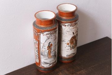古民具・骨董　明治期　九谷焼　赤絵花瓶一対(花器)(R-039991)