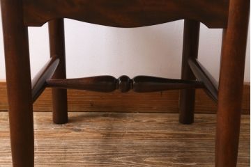 中古　松本民芸家具　グリーンのファブリックが上品な印象のA型布張ラダーバックチェア(ダイニングチェア、椅子)(R-040005)