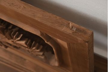 アンティーク建具　昭和中期　特大サイズ　立体的な松の彫刻が魅力の欄間(明り取り、明かり取り)(R-040011)