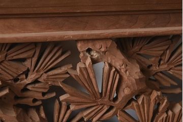 アンティーク建具　昭和中期　特大サイズ　立体的な松の彫刻が魅力の欄間(明り取り、明かり取り)(R-040011)