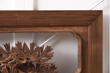 アンティーク建具　昭和中期　特大サイズ　立体的な松の彫刻が魅力の欄間(明り取り、明かり取り)(R-040011)