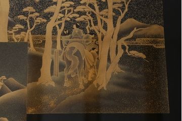 中古　輪島塗　東海道五十三次　黒漆と蒔絵が美しいガラス天板付きの座卓(ローテーブル)(R-040015)
