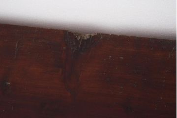 アンティーク家具　和製アンティーク　前面ケヤキ材　二本松箪笥　鶴亀の意匠が目を引く重ね箪笥(引き出し、衣装箪笥)(R-040020)