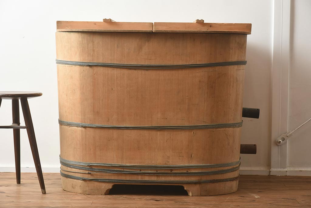 引取り限定 アンティーク 希少 木の浴槽風呂 テッポウフロ 年代不明 引取り限定 アンティーク 希少 木の浴槽風呂 テッポウフロ 年代