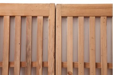 アンティーク建具　戸車付き　木のぬくもりあふれる素通しの縦桟引き戸2枚セット(格子戸、建具)(R-040023)