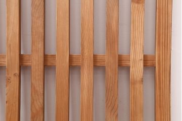 アンティーク建具　戸車付き　木のぬくもりあふれる素通しの縦桟引き戸2枚セット(格子戸、建具)(R-040023)