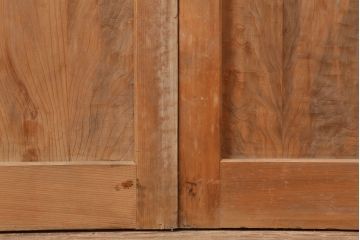 アンティーク建具　戸車付き　ヒノキ材　木のぬくもりあふれる素通しの格子戸2枚セット(蔵戸、引き戸、建具、玄関戸)(R-040024)