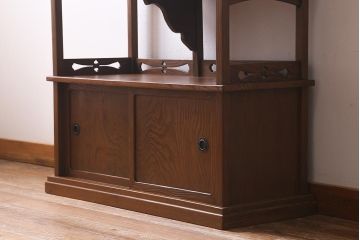 ヴィンテージ家具　工芸家具　高級杉材　味のある木の質感と力強い杢目が魅力の飾り棚(茶棚、収納棚、戸棚、ビンテージ)(R-040026)