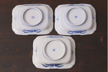 アンティーク雑貨　古民具・骨董　明治大正期　金彩染付変形皿3枚セット(和食器、角皿)(R-040029)