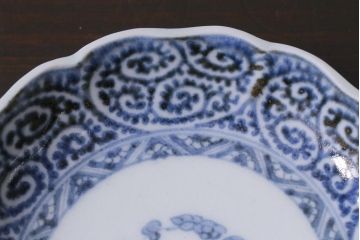 アンティーク雑貨　江戸期　古伊万里　冨貴長春　染付蛸唐草小皿(和食器)(R-040033)
