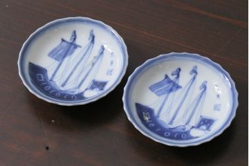 アンティーク雑貨　江戸期　古伊万里　船の図　染付小皿2枚セット(和食器)(R-040034)