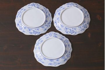 アンティーク雑貨　幕末明治期　櫛高台　葉文変形皿3枚セット(中皿、和食器、鍋島焼)(R-040037)