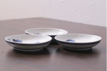 アンティーク雑貨　明治　伊万里　花蝶図　染付3.6寸小皿3枚セット(和食器)(R-040043)
