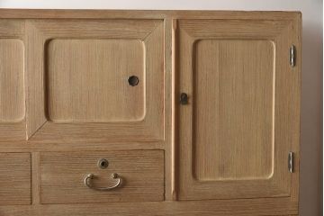 アンティーク家具　昭和中期　前面桐材　シンプルな戸棚付き重ね箪笥(和タンス、チェスト、収納棚、桐箪笥、桐たんす)(R-040050)