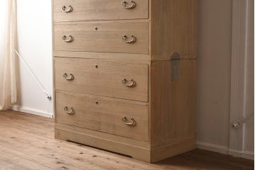 アンティーク家具　昭和中期　前面桐材　シンプルな戸棚付き重ね箪笥(和タンス、チェスト、収納棚、桐箪笥、桐たんす)(R-040050)